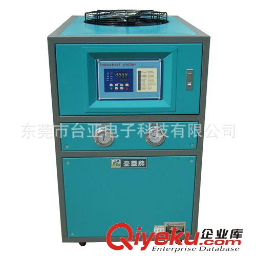廠家直銷 風(fēng)冷式箱型冷水機(jī)組 {gx}節(jié)能 18年品質(zhì)保證原始圖片2