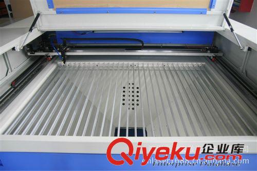 供應廣告紙制品、LED導光板有機玻璃激光切割機原始圖片2