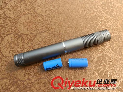 大量供應(yīng)1W藍(lán)激光手電筒/ 可點(diǎn)煙藍(lán)光手電筒原始圖片3