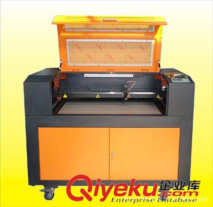 亞克力、皮革、服裝行業(yè)cdj格CO2激光切割機(jī)\鐳花機(jī)