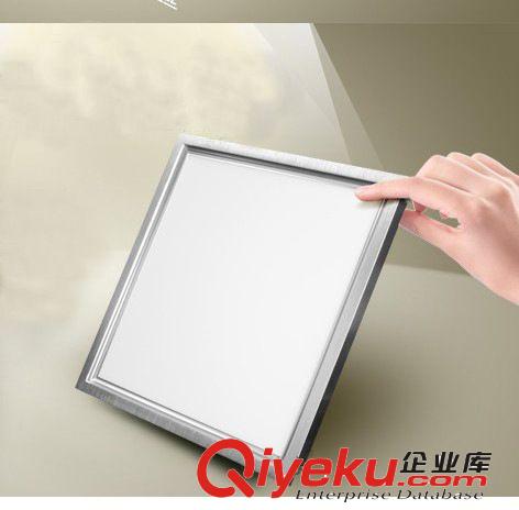 超薄辦公LED面板燈300*300 家居照明節(jié)能新品LED平板燈30*60cm原始圖片2