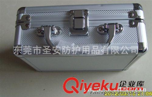 便攜式可燃?xì)怏w探測儀 聲光報警適用于油庫、氣庫多種氣體標(biāo)定原始圖片3