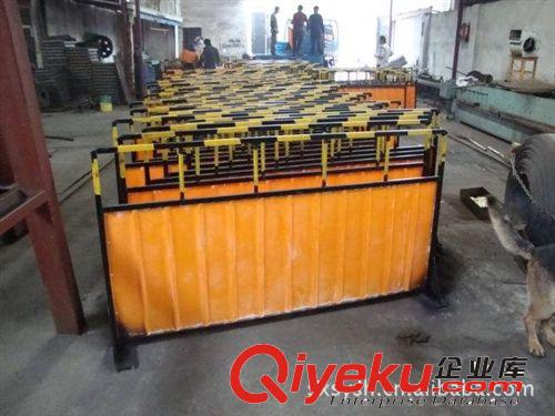 玻璃鋼，彩鋼板鐵皮LL-98安全施工護欄