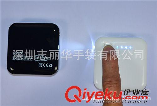 生產手機,帶手電筒 平板電腦 應急充電寶 5V 2000MAH移動電源