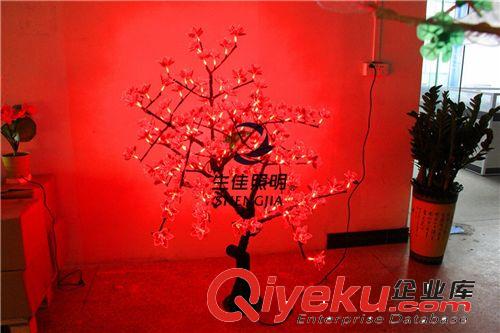 2014年新款光纖花瓣LED樹燈、整體發(fā)光安全電壓24V防水設計