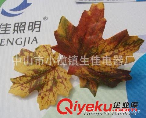 新款LED仿真植物楓葉樹燈廠家大量批發(fā)、24V安全電壓防水設(shè)計原始圖片3