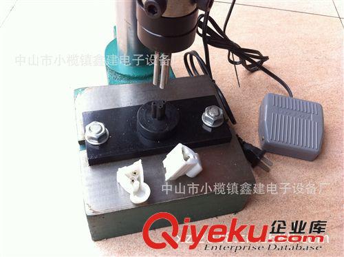 廠家直銷LED燈頭壓鉚機(jī)設(shè)備-T8 GU10 MR16燈頭銅腳鉚接模