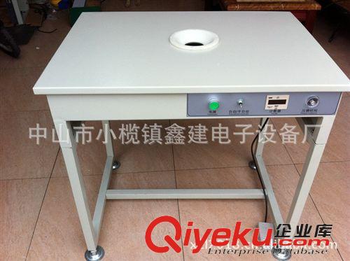 廠家直銷球泡燈組裝設備--全自動燈頭打點壓鉚機打釘鎖緊機