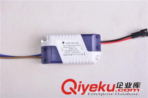 外置6-12*2W全電壓 LED恒流驅動電源 10串2并 20W 600mA