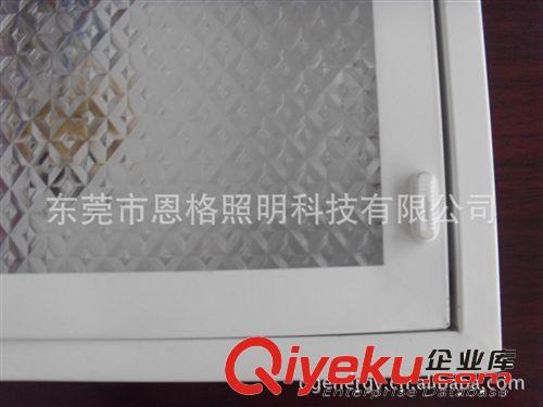 供應(yīng)汕頭T5(3*14W)乳白、透明、磨砂膠片LED燈盤原始圖片2
