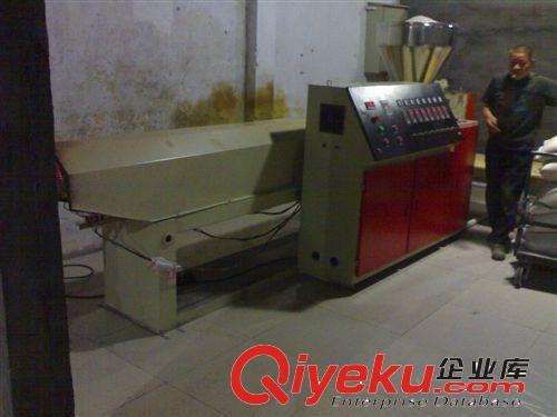 PE聚乙烯蠟生產線 pe造粒生產線 聚乙烯蠟pe蠟 pe蠟 pe管材生產線