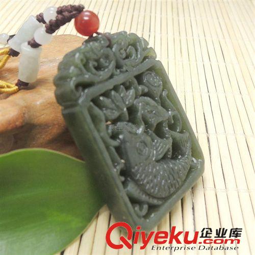 批發供應tr新疆和田玉青玉鯉魚鬧蓮吊墜 南陽小額批發網