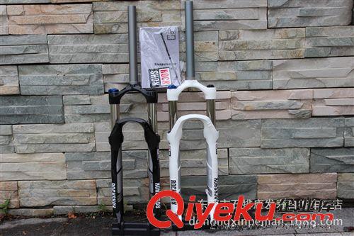 供應(yīng)zpROCKSHOX 2014款 XC32 肩控氣叉超EP 黑/白色