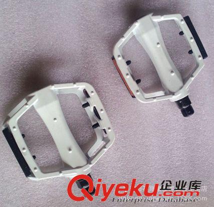 供應臺灣zpAVID BB5半金屬樹脂自行車來令片剎車片 帶彈簧