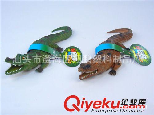 【樂美玩具】熱賣帶哨鱷魚 軟膠玩具 熱賣益智玩具 新款熱賣玩具