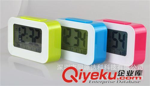 電子鐘 夜光懶人靜音時鐘 時尚創(chuàng)意鬧鐘 貪睡聰明鐘 帶溫度