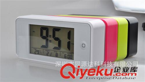 {sk}蘋果4S電子鬧鐘  辦公桌面觸摸電子萬年歷鐘  感應(yīng)聰明時(shí)鐘