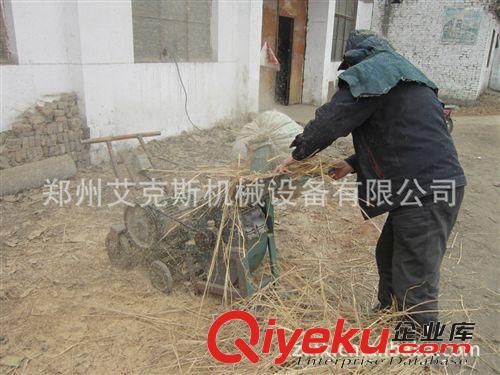 廠家直銷豆萡粉碎機(jī)，肉骨粉粉碎機(jī)，雜粕料粉碎機(jī)，豆粕粉碎機(jī)