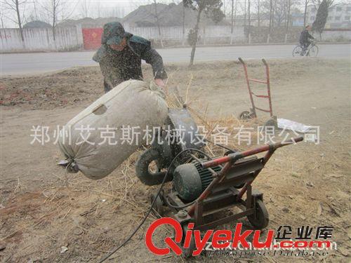 供應小型飼料粉碎機，養(yǎng)殖專用粉碎機，飼料粉碎機廠家原始圖片2