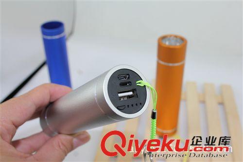 新款強光手電筒鋁殼高容量6000mah MICRO iphone5充電器移動電源原始圖片3