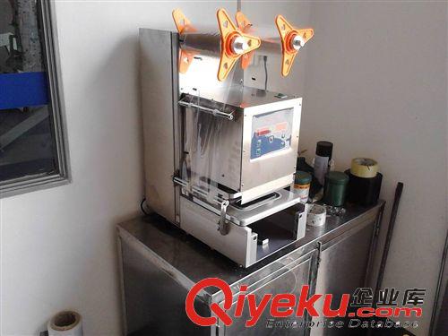 【鼎鋒包裝】專業(yè)定做特殊規(guī)格型號手動塑料盒子飯盒封口機廠家原始圖片2