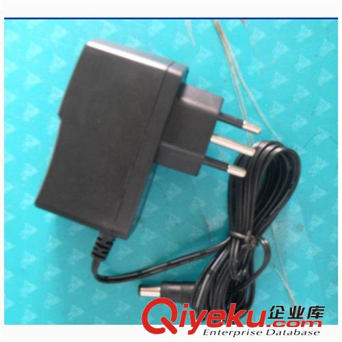 供應歐插圓腳12V/1.5A 18W安規電源適配器，充電器 LEE驅動電源