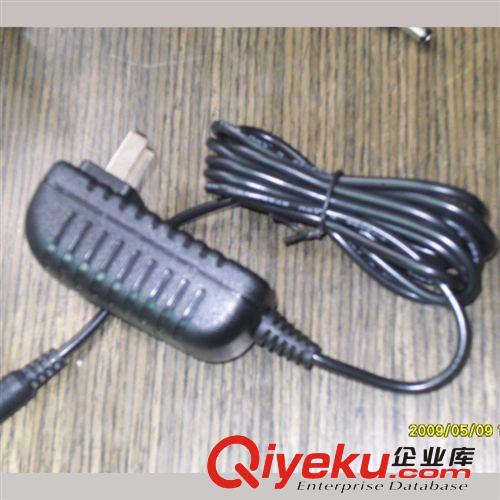 熱銷12V1.5A  18W 移動DVD專用開關(guān)電源，中規(guī) ，九條紋外殼原始圖片2