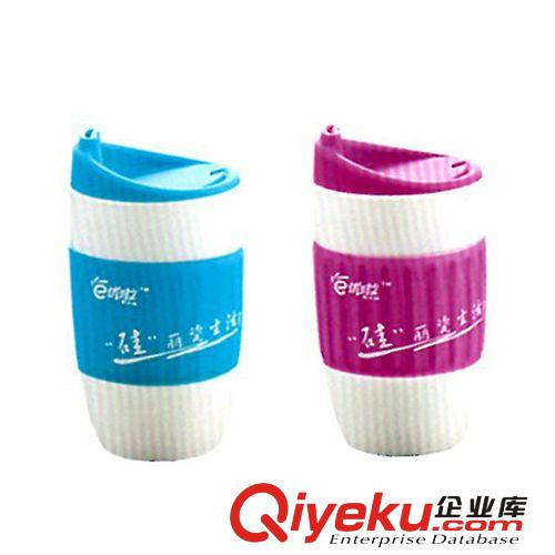 廠家定制生產(chǎn)各規(guī)格膠杯套 隔熱硅膠杯套 彩色硅膠杯套原始圖片3