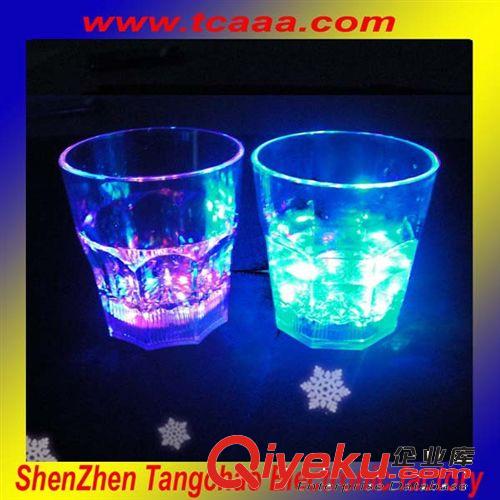 發光扎啤杯 1.4L扎啤杯批發 發光調酒器調酒棒 發光杯廠家