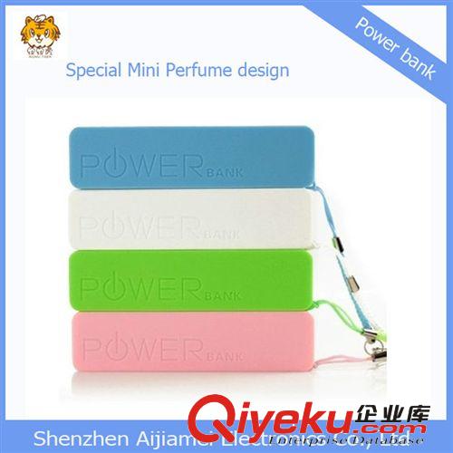 供應(yīng)口紅款迷你手機充電寶 A品高容電芯移動電源 宣傳促銷禮品原始圖片3