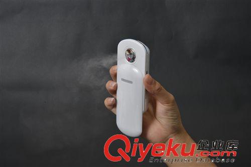 <SHKzg>工廠生產(chǎn) OEM定做 便攜式納米噴霧水分子美容加濕器