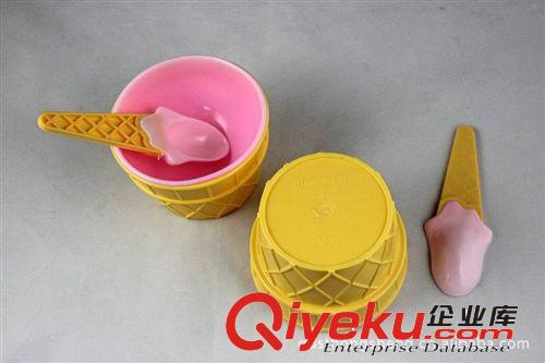 厂家直销 冰箱用具 双层彩色雪糕碗  塑料雪糕碗