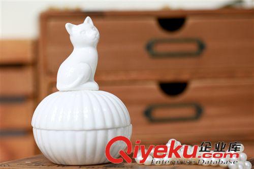 創(chuàng)意禮品 ZAKKA動(dòng)物陶瓷首飾盒 收納盒 純色 zy系擺件 日韓風(fēng)格