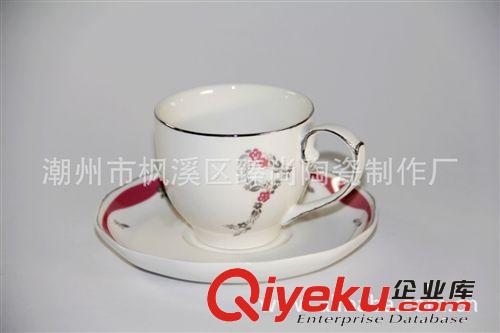 【廠家直銷】創(chuàng)意陶瓷禮品批發(fā) 西式銀邊紅飄帶咖啡具壺杯套裝9件