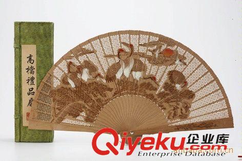 廠家熱銷2014年夏季新款gd檀香木扇 木折扇工藝扇批發(fā) 送禮佳品原始圖片3