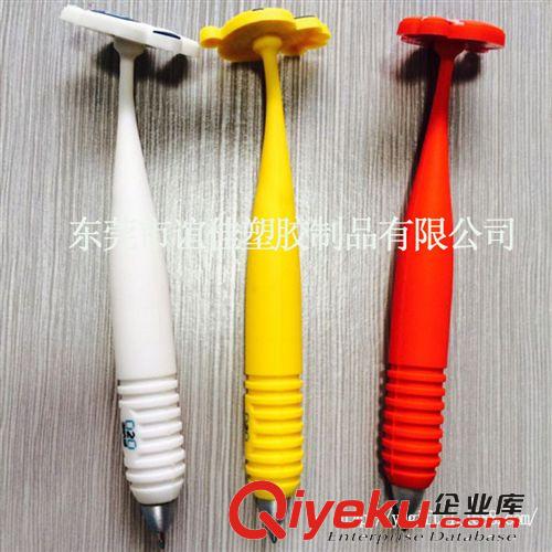 暢銷pvc軟膠筆機(jī)器人款 可旋轉(zhuǎn)的機(jī)器人書寫方便原始圖片3