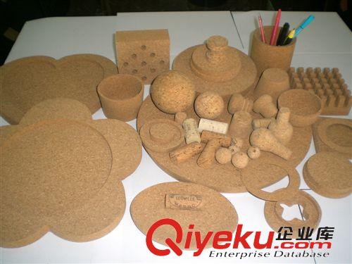 供應(yīng)水松球軟木塞木制工藝品 廣告杯墊 餐墊 軟木球水松軟木制品原始圖片2