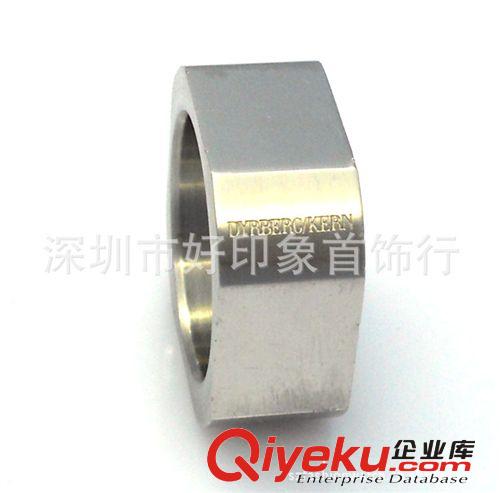 戒指廠供應(yīng)純鋼色磨砂面蝕字戒指 可根據(jù)客戶要求生產(chǎn)的戒指原始圖片3