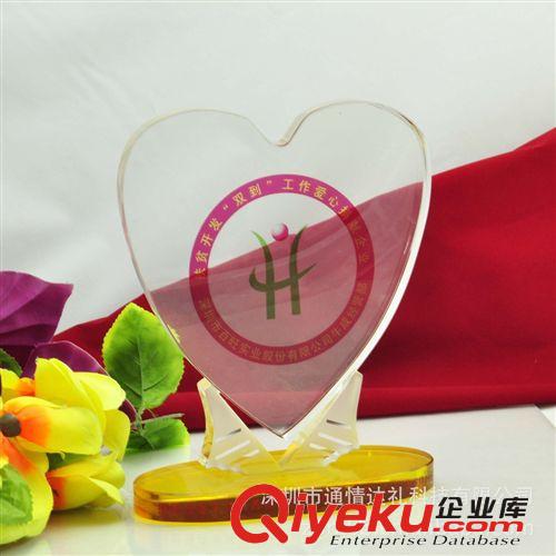 水晶內雕 鐳射激光三維立體了禮品 {jd1}火爆送領導的水晶工藝品