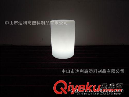 供應LED發光臺燈、酒吧臺燈、休閑發光燈