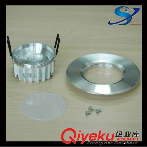【筒燈廠家新款產品】2.5寸 壓鑄后杯+車鋁厚料面環壓鑄筒燈外殼原始圖片3