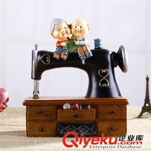 淘寶熱銷！可愛樹脂擺件 家居辦公裝飾品 兔子吊腳娃娃批發(fā) SA216