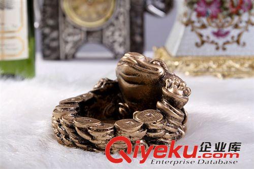 經(jīng)典創(chuàng)意金蟾煙灰缸 qcjb擺件 家居裝飾商務(wù)禮品 SF319