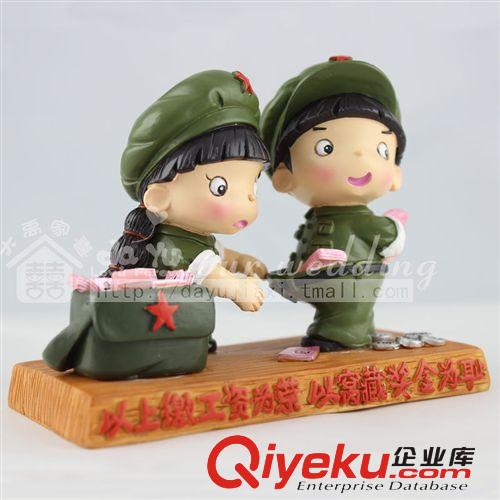 大禹家喜廠家zp批發(fā)/婚慶禮品樹(shù)脂工藝品紅軍革命愛(ài)情擺件9427原始圖片2