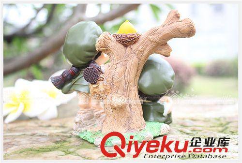 大禹家喜婚慶禮品創(chuàng)意樹脂工藝品革命愛(ài)情小兵情侶娃娃擺件9352原始圖片3