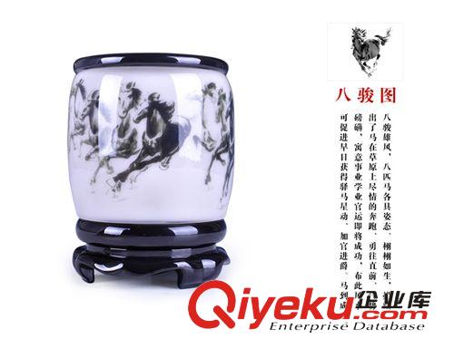 水墨彩八駿圖筆筒馬 創(chuàng)意實(shí)用禮品 商務(wù)禮品 工藝品定制紀(jì)念品