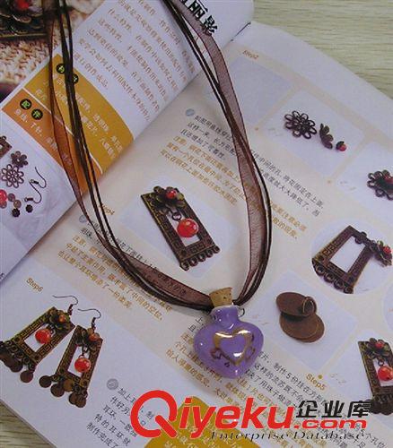 批發(fā)TC06彩線愛心陶瓶項(xiàng)鏈 芳香小陶瓷精油瓶掛件 香薰時(shí)尚飾品原始圖片3