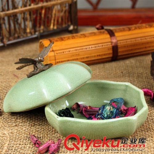 和唐家居 新中式家具配飾品 陶瓷工藝品 淺綠色蜻蜓陶瓷擺件原始圖片2
