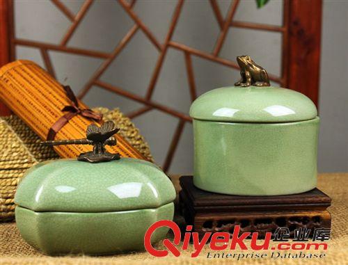 和唐家居 新中式家具配飾品 陶瓷工藝品 淺綠色蜻蜓陶瓷擺件原始圖片3