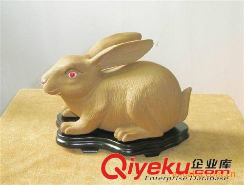 蓄势待发----27*21*24CM规格的兔摆设品（精品）